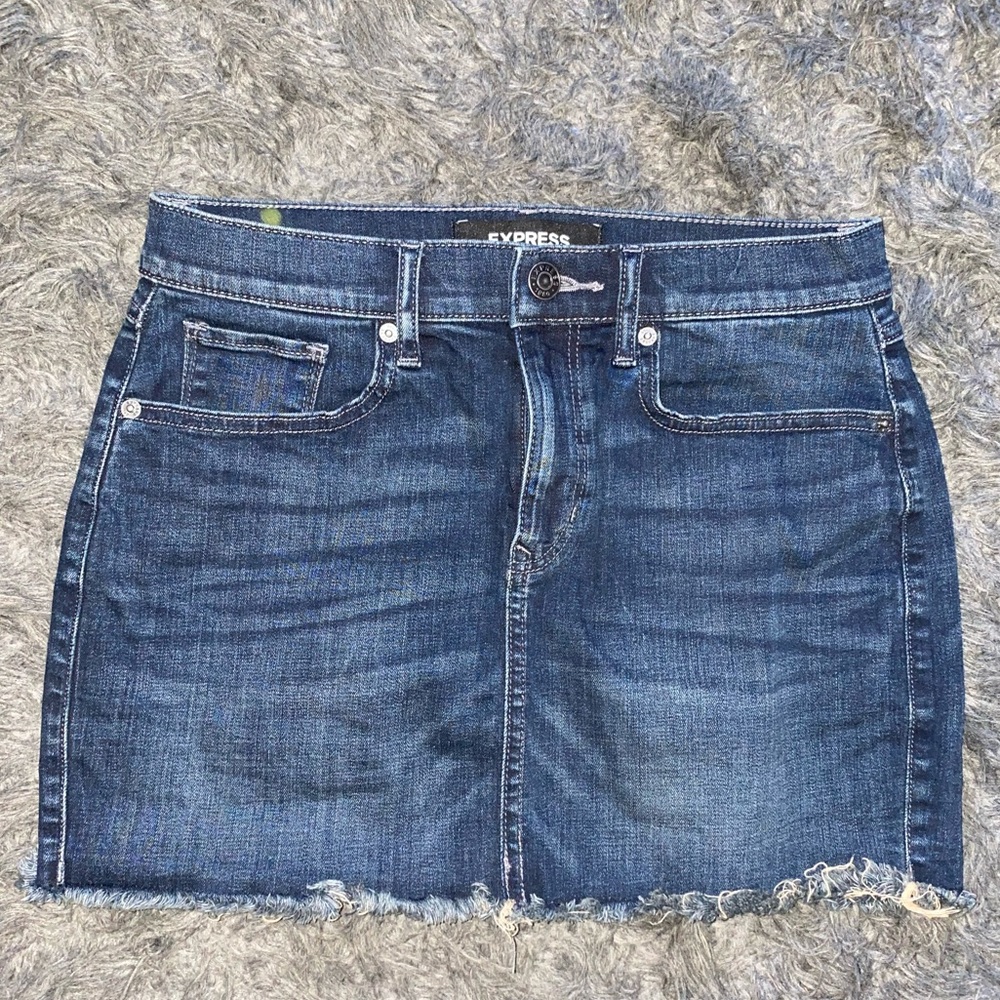 Denim skirt